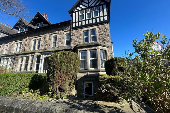 1 bed flat