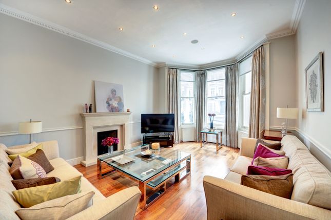 Beaufort Gardens, Knightsbridge SW3 2 bed apartment for sale