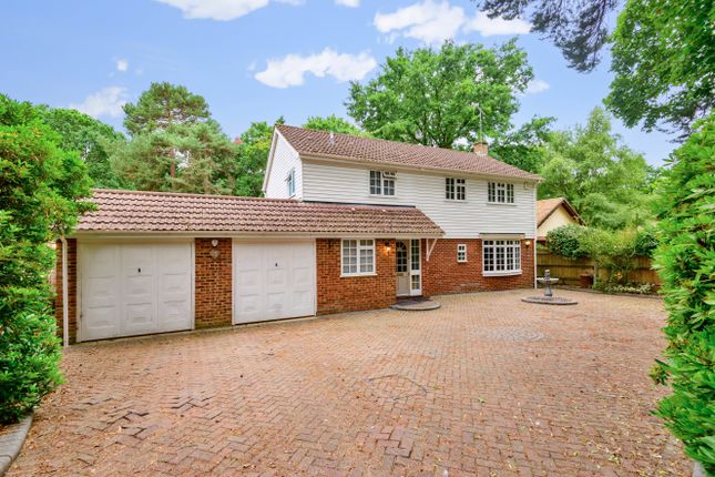 4 bed detached house