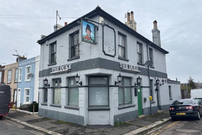 5 bedroom maisonette for sale