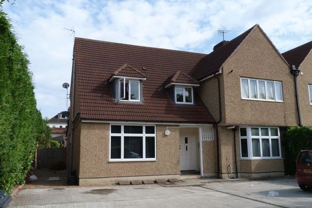 Studio flat for sale