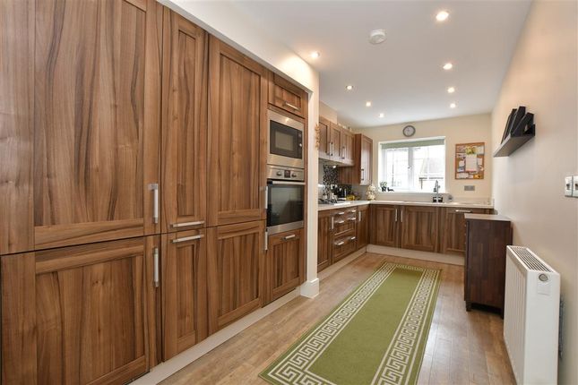 Tamworth Drive, Wickford, Essex 4 bed semi