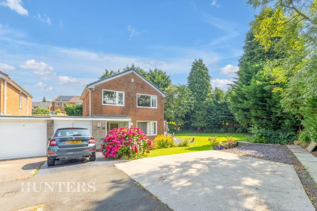 3 bed link detached house