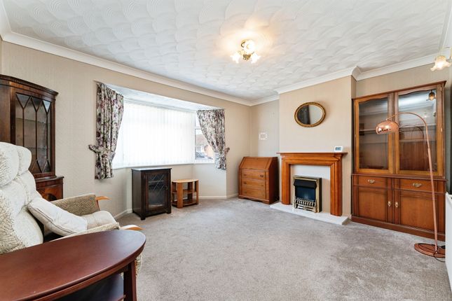2 bedroom semi-detached bungalow for sale