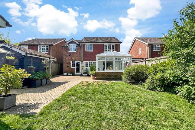 4 bed detached house