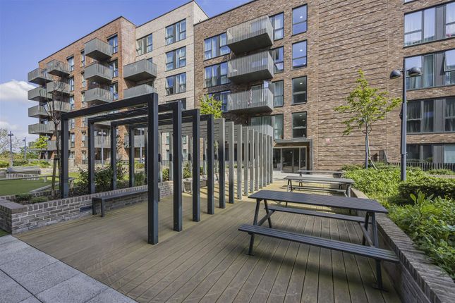 1 bed flat