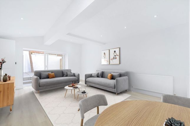 Meyrick Road, London NW10 5 bed terraced house for sale