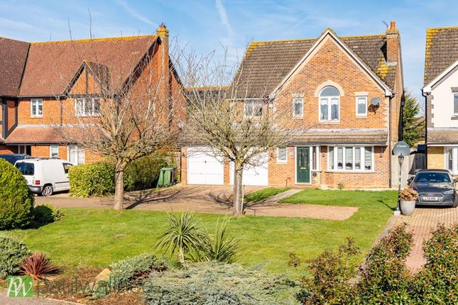 Pulham Avenue, Broxbourne 4 bed detached house for sale