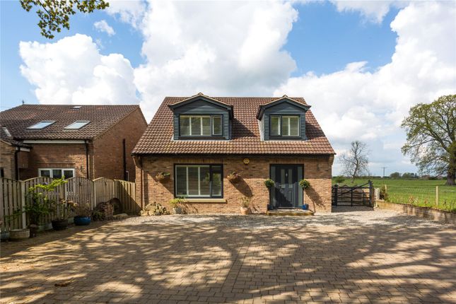 Strensall Road, York YO32 4 bed detached house for sale