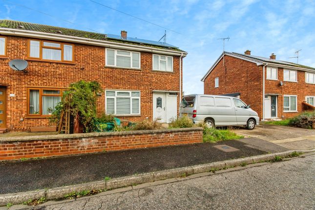 3 bed semi-detached house