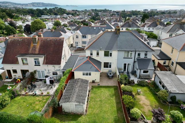 Barnfield Road, Paignton TQ3 3 bed semi