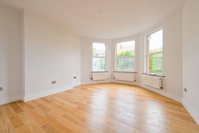 2 bed flat