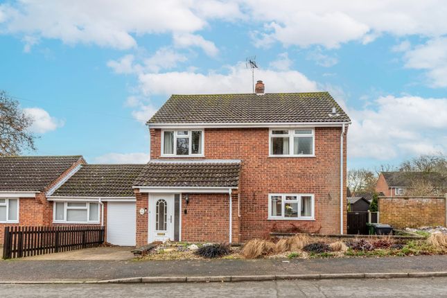 Beech Road, Beetley 3 bed link detached house for sale