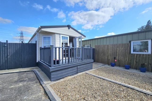2 bed mobile/park home
