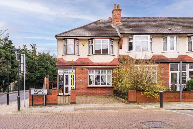 Sylvan Avenue, Wood Green, London, N22 3 bed end of terrace house for sale