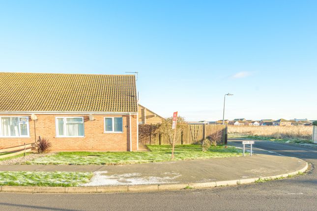 Beacon Park Drive, Skegness PE25 2 bed semi