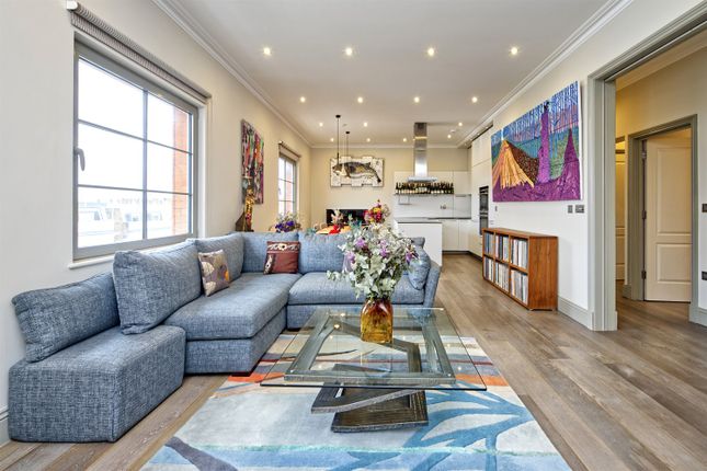 34 Thornbury Court, 36
