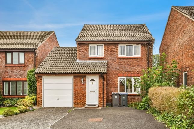 3 bed detached house