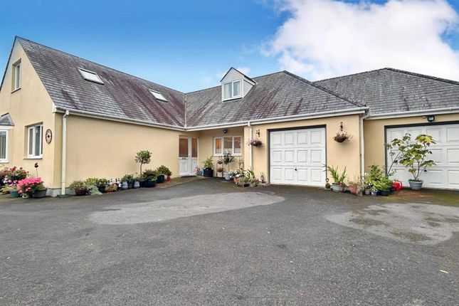 5 bed detached bungalow