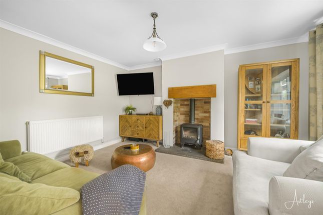 Pennard Drive, Southgate, Swansea 3 bed semi
