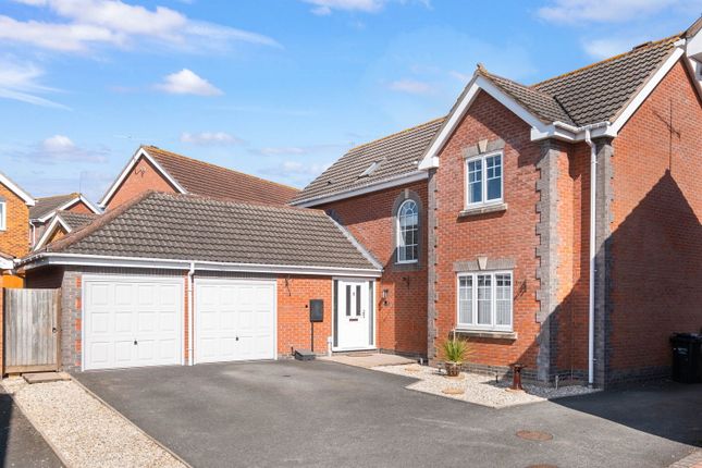 47 Peninsula Road, Norton, Worcester.... 4 bed detached house for sale