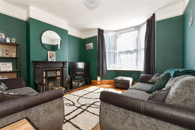 5 bed end terrace house