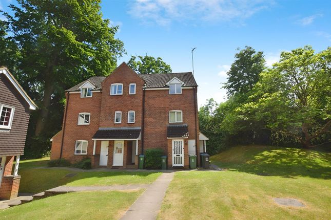 Studio flat for sale