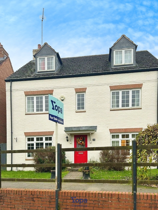 6 bed detached house