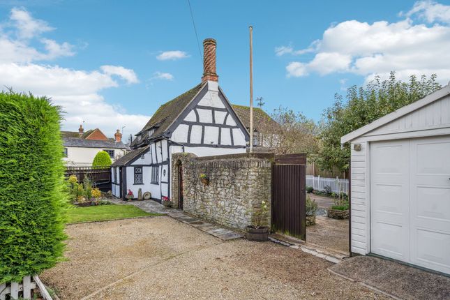 Sheldon Road, Aylesbury HP18 2 bed detached house for sale