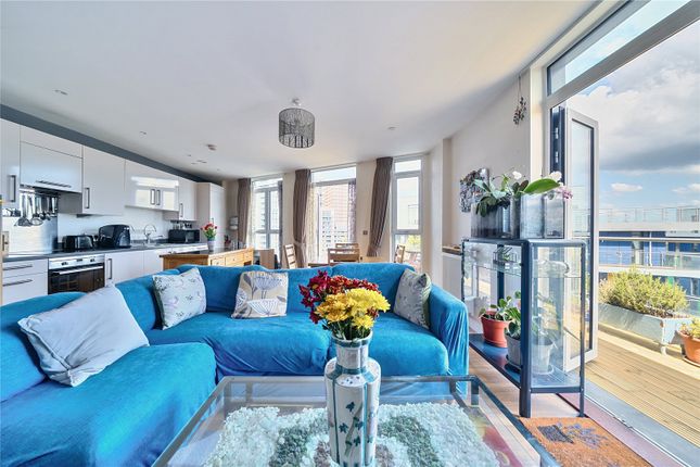 Hatton Road, Alperton 3 bed apartment for sale
