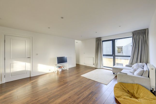 Chiltonian Mews, Hither Green... 3 bed townhouse for sale