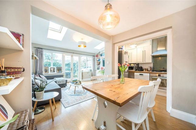 Rush Hill Road, London SW11 2 bed flat for sale