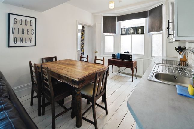 2 bedroom ground floor flat for sale