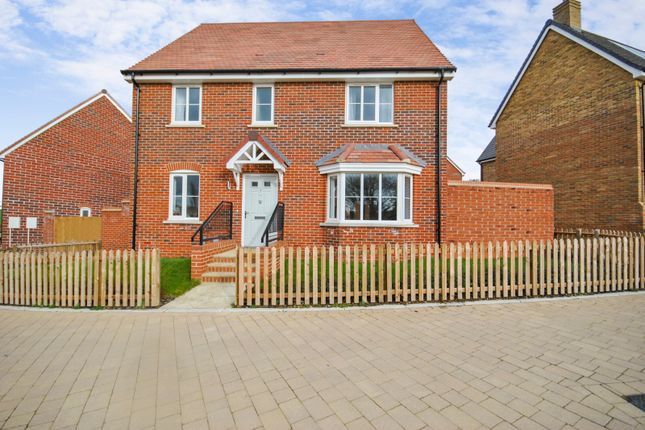 4 bed detached house