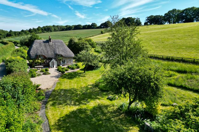 2 bedroom detached house for sale