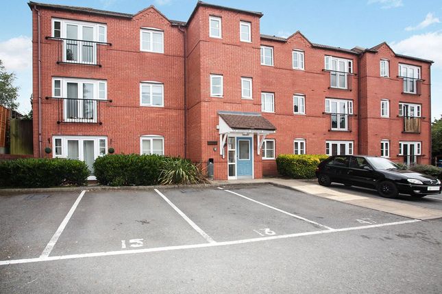 Nuneaton Road, Warwickshire CV12 2 bed flat for sale