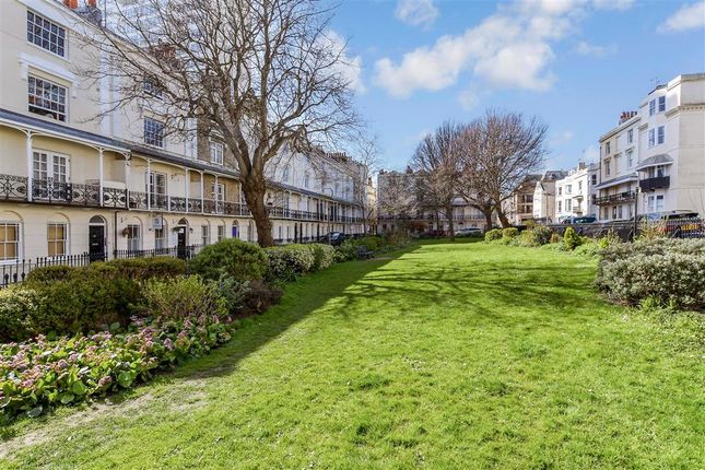 Russell Square, Brighton, East Sussex 1 bed apartment for sale