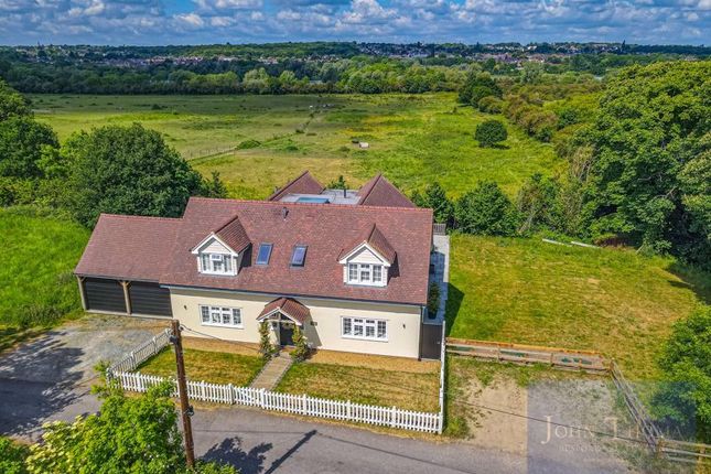 Roding Lane, Chigwell IG7 4 bed detached house for sale