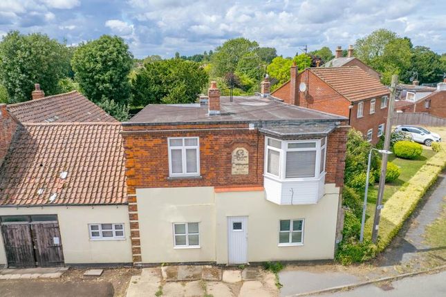3 bed semi-detached house