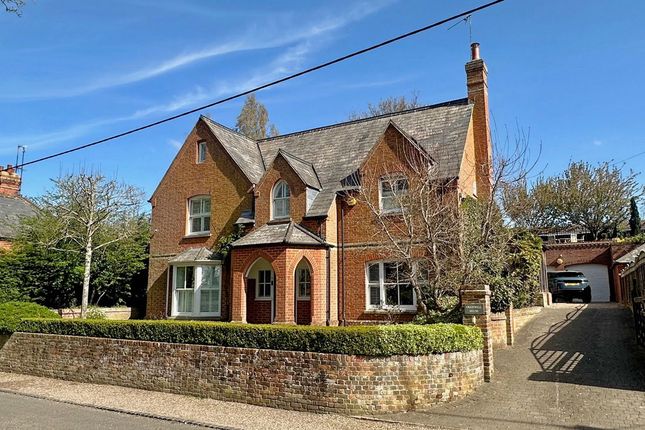 The Street, Wallingford OX10 6 bed detached house for sale
