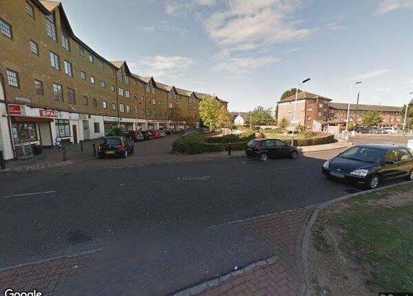 UB2 4XD 2 bed flat for sale