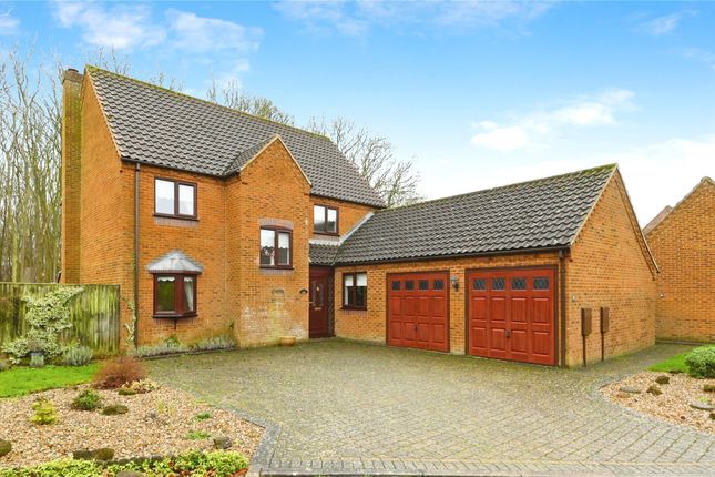 4 bed detached house