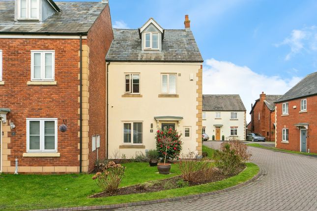 4 bedroom town house for sale