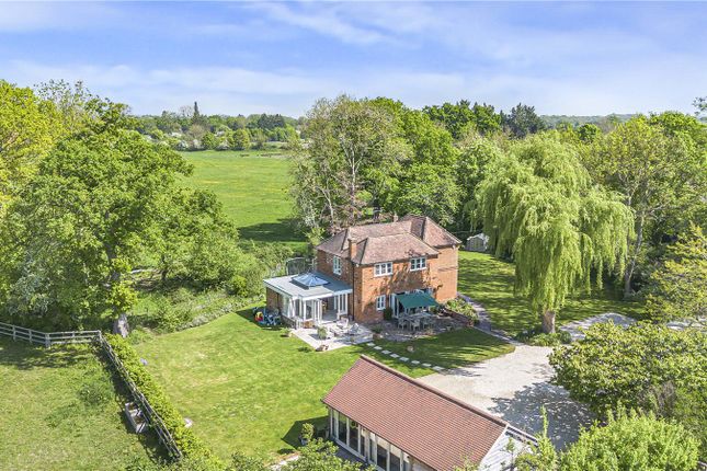 4 bed detached house