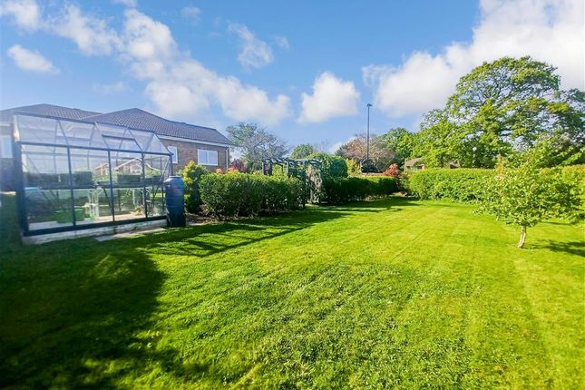 3 bed detached bungalow