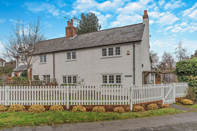 Baigents Lane, Windlesham, Surrey 4 bed semi