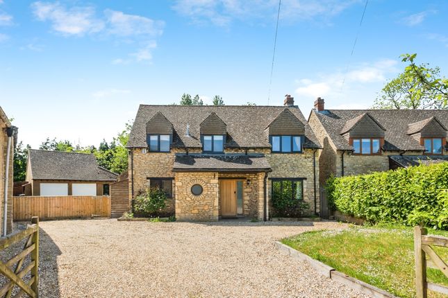 4 bed detached house