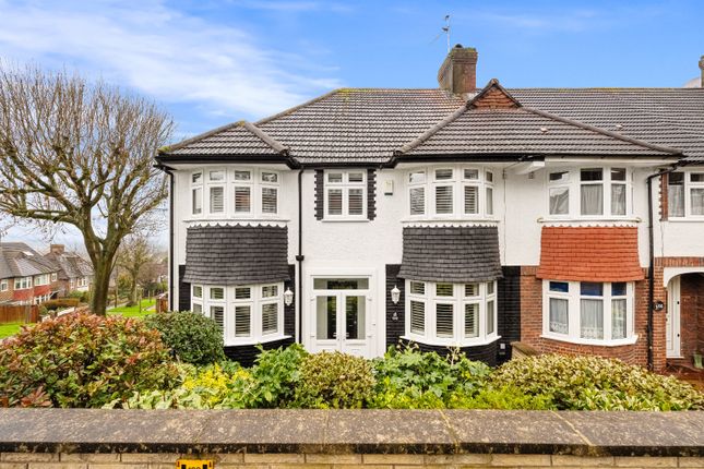 4 bedroom end of terrace house for sale