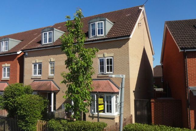Bennet Canfield, Dunmow CM6 4 bed semi