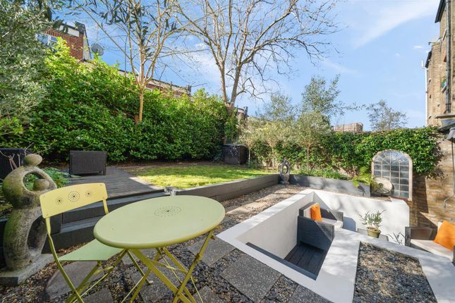 Hemstal Road, West Hampstead, London... 2 bed apartment for sale
